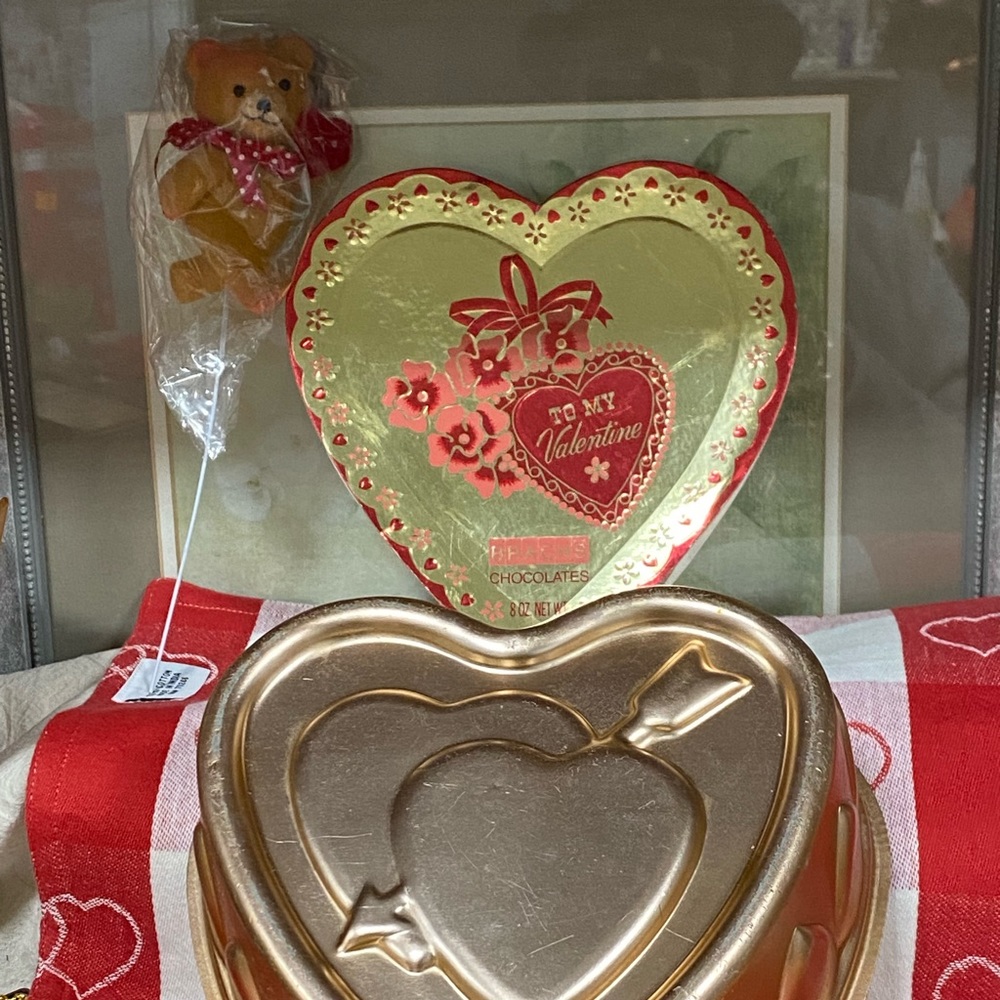 Vintage Valentines Bundle - Brach’s Chocolate box, ware-ever Jello Mold